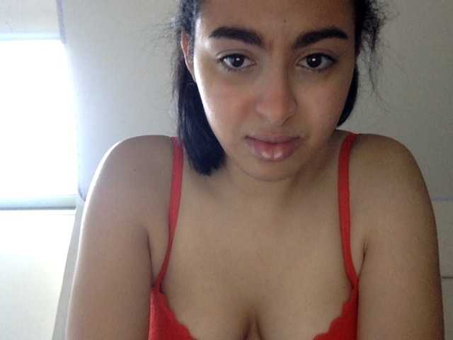 Fotografie ImanAla if you find me pretty give me 5 tokens when you arrive on my live come home