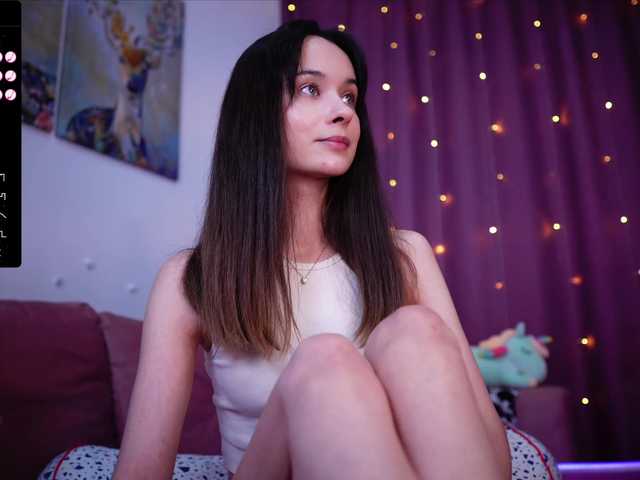 Fotografie JuicyyAngel Hello, I'm Angelina Lovense from 2 tok, Domi from 100 tok Favorite vibrations-22,111,122,233,255 Random 39 tok Tokens are only for general chat, I don’t do shows for tokens in private
